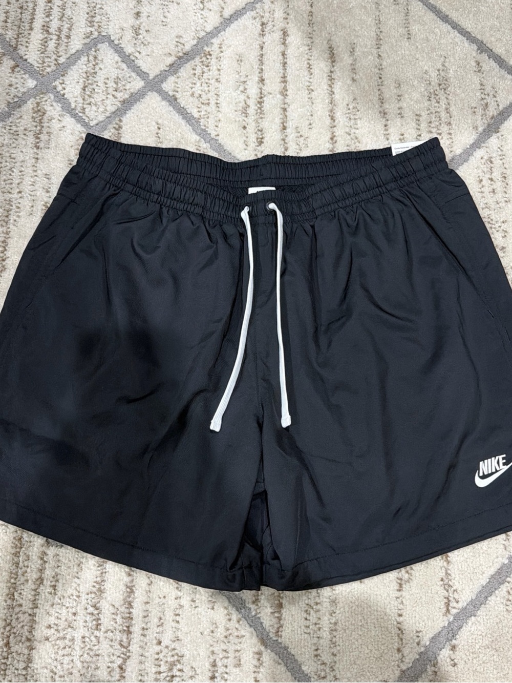 Nike Sportswear Woven Flow Shorts Black White AR2382-010 Men’s Size XL NWT